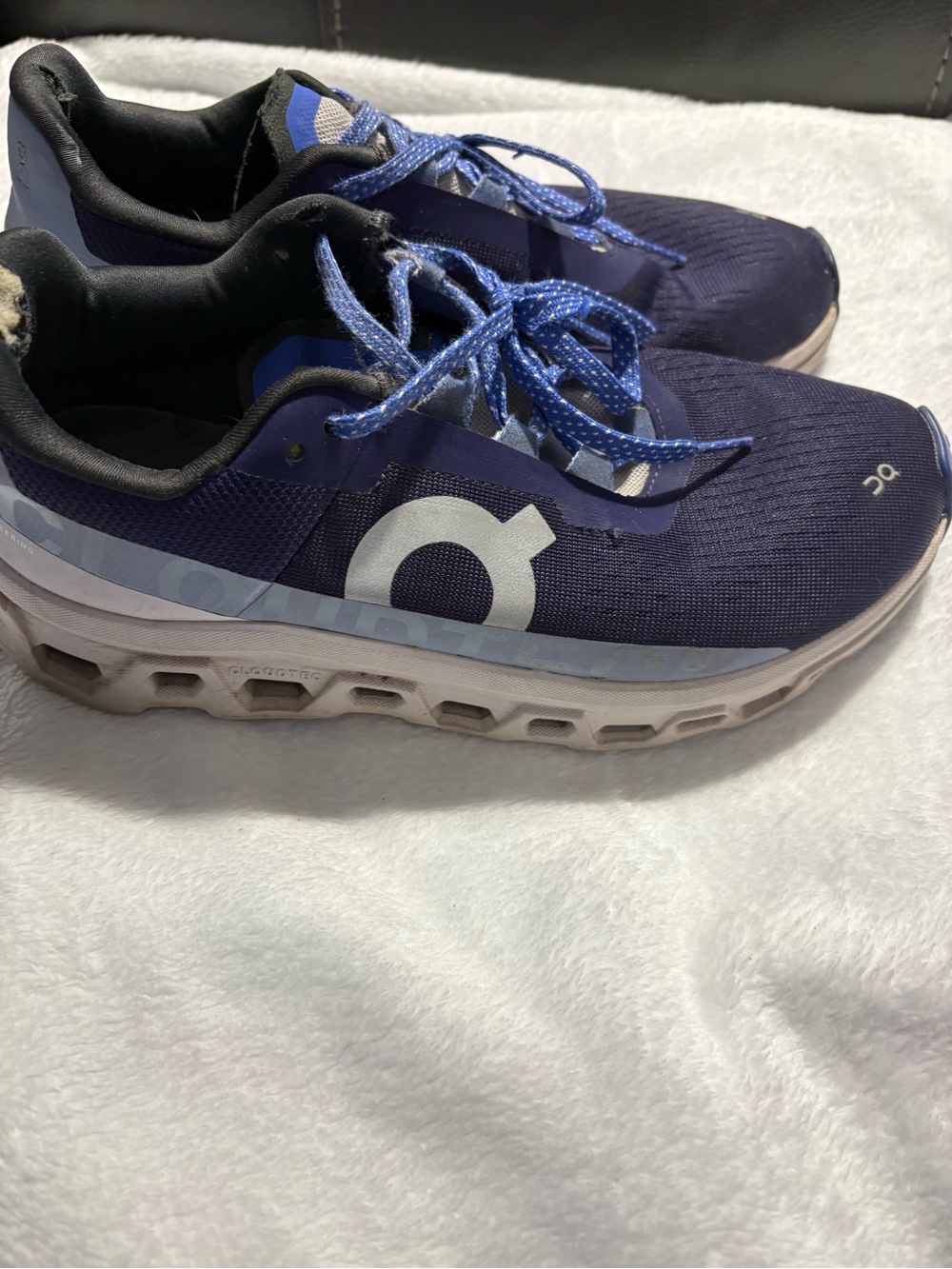 On Running Cloudmonster Running Shoes Sz 9